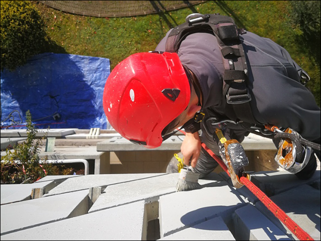 Lavori di edilizia acrobatica - Pittura e risanamento facciate